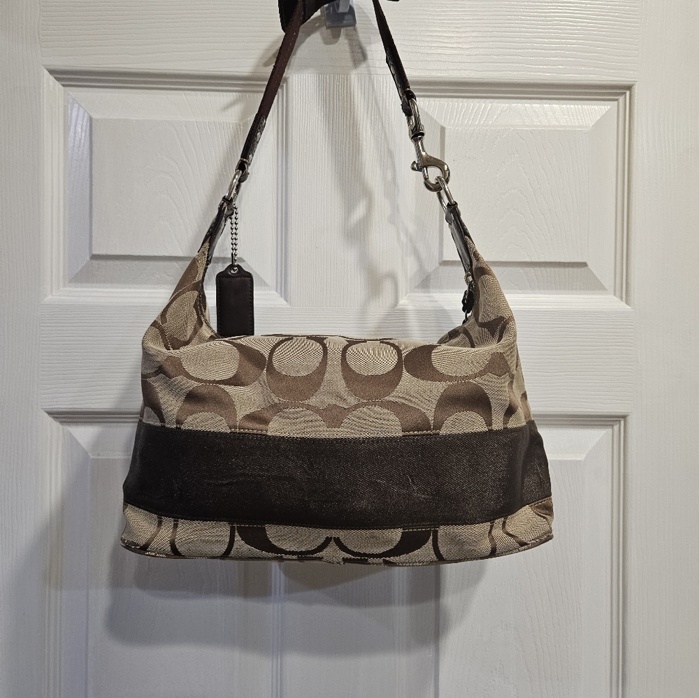 Coach Signature Logo Brown Shoulder Bag - Picture 2 of 4